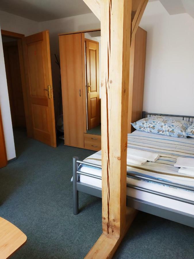 Ubytovani Poustka Františkovy Lázně Extérieur photo